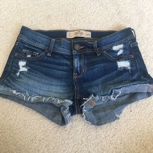 hollister low rise shorts 0 24